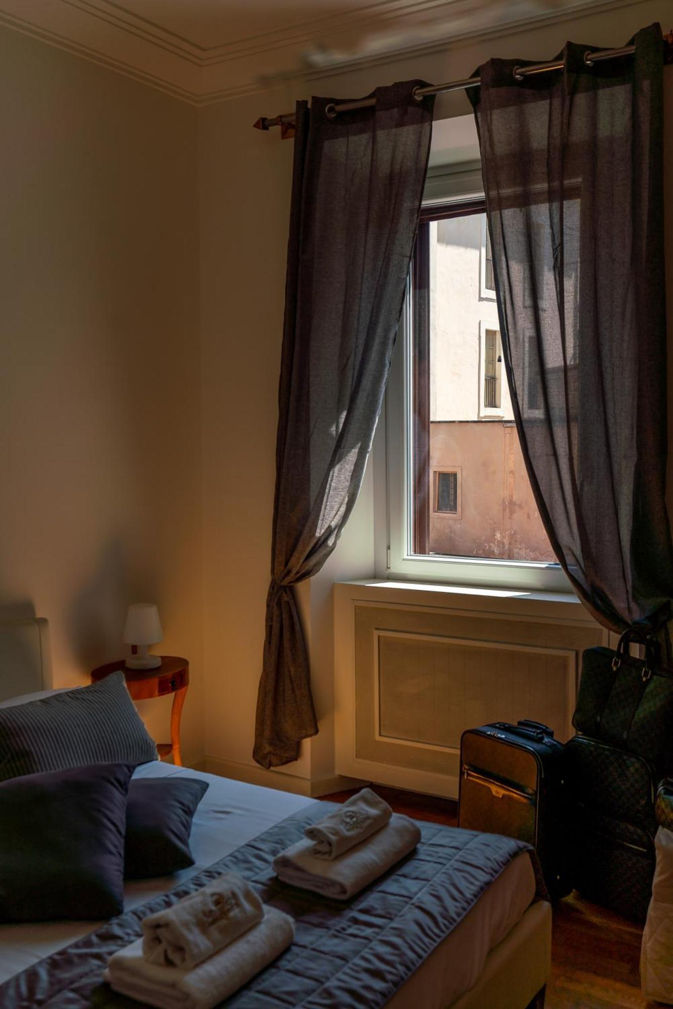 Hébergement de vacances Casa Crispi 33 *